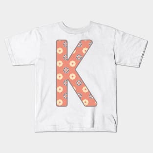 MONOGRAM LETTER K PINK FLORAL TYPOGRAPHY DESIGN Kids T-Shirt